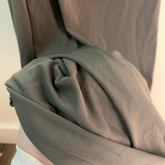 Calvin Klein Grecian Goddess Olive Asymmetrical Draped Gown – Size 8 - Picture 5 of 14